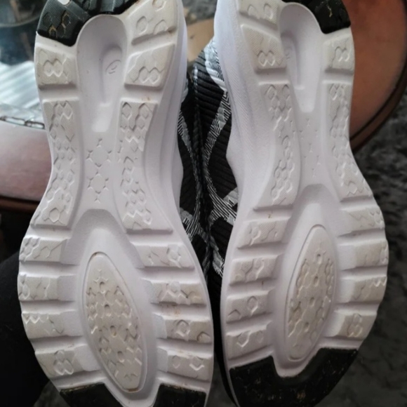 Women's Asics size 7.5 B2 - Picture 5 of 7